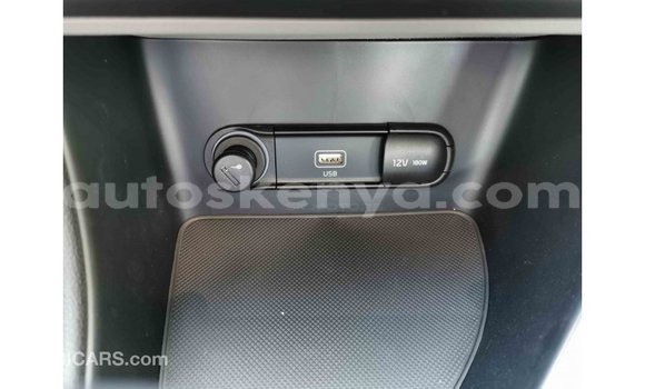 Imported Kia Sportage White Makiinaa iti Import - Dubai keessatti Central Kenya keessatti Imported Kia Sportage White Makiinaa iti Import - Dubai keessatti Central Kenya keessatti