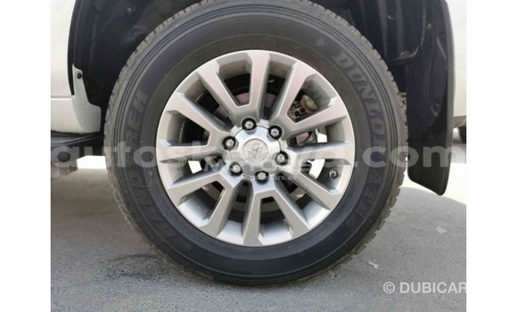 Buy Import Toyota Prado White Car in Import - Dubai in Central Kenya Buy Import Toyota Prado White Car in Import - Dubai in Central Kenya