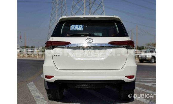 Buy Import Toyota Fortuner White Car in Import - Dubai in Central Kenya Buy Import Toyota Fortuner White Car in Import - Dubai in Central Kenya