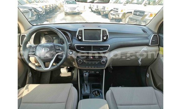 Buy Import Hyundai Tucson White Car in Import - Dubai in Central Kenya Buy Import Hyundai Tucson White Car in Import - Dubai in Central Kenya