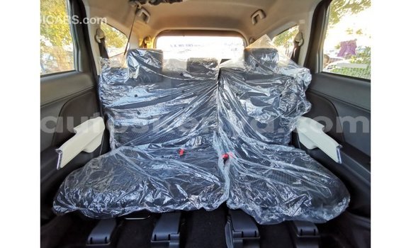 Nunua Imported Toyota Rush Brown Gari ndani ya Import - Dubai nchini Kati Kenya Nunua Imported Toyota Rush Brown Gari ndani ya Import - Dubai nchini Kati Kenya