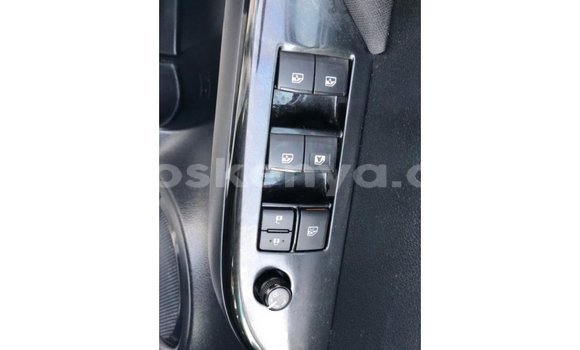 Buy Import Toyota Hilux White Car in Import - Dubai in Central Kenya Buy Import Toyota Hilux White Car in Import - Dubai in Central Kenya