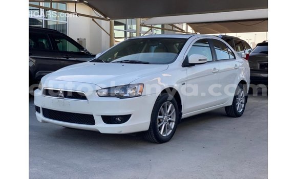 Nunua Imported Mitsubishi Lancer Nyeupe Gari ndani ya Import - Dubai nchini Kati Kenya Nunua Imported Mitsubishi Lancer Nyeupe Gari ndani ya Import - Dubai nchini Kati Kenya