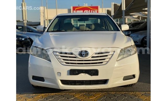 Buy Import Toyota Camry White Car in Import - Dubai in Central Kenya Buy Import Toyota Camry White Car in Import - Dubai in Central Kenya