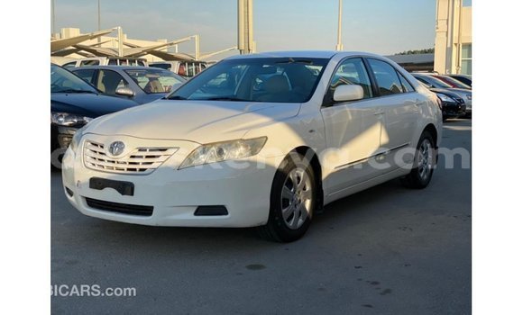 Buy Import Toyota Camry White Car in Import - Dubai in Central Kenya Buy Import Toyota Camry White Car in Import - Dubai in Central Kenya