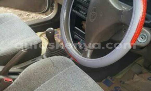 Nunua Ilio tumika Toyota Corolla Nyeupe Gari ndani ya Nairobi nchini Nairobi Nunua Ilio tumika Toyota Corolla Nyeupe Gari ndani ya Nairobi nchini Nairobi