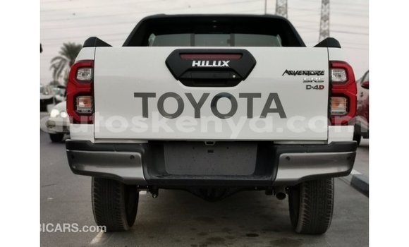 Nunua Imported Toyota Hilux Nyeupe Gari ndani ya Import - Dubai nchini Kati Kenya Nunua Imported Toyota Hilux Nyeupe Gari ndani ya Import - Dubai nchini Kati Kenya