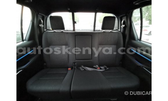 Nunua Imported Toyota Hilux Nyeupe Gari ndani ya Import - Dubai nchini Kati Kenya Nunua Imported Toyota Hilux Nyeupe Gari ndani ya Import - Dubai nchini Kati Kenya