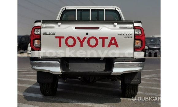 Buy Import Toyota Hilux White Car in Import - Dubai in Central Kenya Buy Import Toyota Hilux White Car in Import - Dubai in Central Kenya