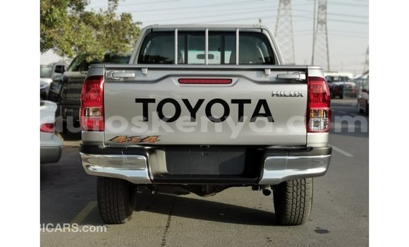 Nunua Imported Toyota Hilux Nyingine Gari ndani ya Import - Dubai nchini Kati Kenya Nunua Imported Toyota Hilux Nyingine Gari ndani ya Import - Dubai nchini Kati Kenya