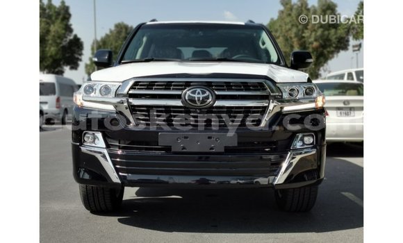 Imported Toyota Land Cruiser Black Makiinaa iti Import - Dubai keessatti Central Kenya keessatti Imported Toyota Land Cruiser Black Makiinaa iti Import - Dubai keessatti Central Kenya keessatti