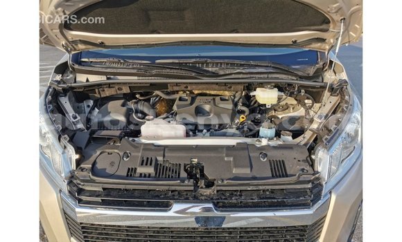 Nunua Imported Toyota Hilux Nyingine Gari ndani ya Import - Dubai nchini Kati Kenya Nunua Imported Toyota Hilux Nyingine Gari ndani ya Import - Dubai nchini Kati Kenya