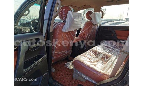 Imported Toyota Land Cruiser Other Makiinaa iti Import - Dubai keessatti Central Kenya keessatti Imported Toyota Land Cruiser Other Makiinaa iti Import - Dubai keessatti Central Kenya keessatti