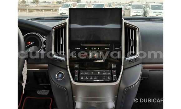 Imported Toyota Land Cruiser Black Makiinaa iti Import - Dubai keessatti Central Kenya keessatti Imported Toyota Land Cruiser Black Makiinaa iti Import - Dubai keessatti Central Kenya keessatti