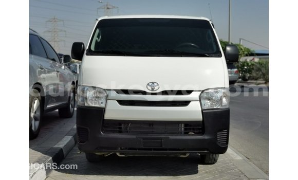 Buy Import Toyota Hiace White Car in Import - Dubai in Central Kenya Buy Import Toyota Hiace White Car in Import - Dubai in Central Kenya