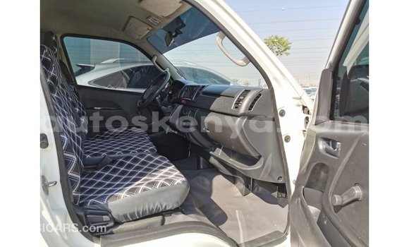 Buy Import Toyota Hiace White Car in Import - Dubai in Central Kenya Buy Import Toyota Hiace White Car in Import - Dubai in Central Kenya