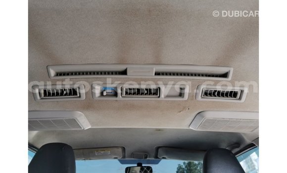 Buy Import Toyota Hiace White Car in Import - Dubai in Central Kenya Buy Import Toyota Hiace White Car in Import - Dubai in Central Kenya