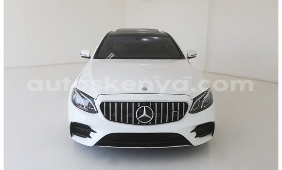 Buy Import Mercedes‒Benz 1117 White Truck in Import - Dubai in Central Kenya Buy Import Mercedes‒Benz 1117 White Truck in Import - Dubai in Central Kenya