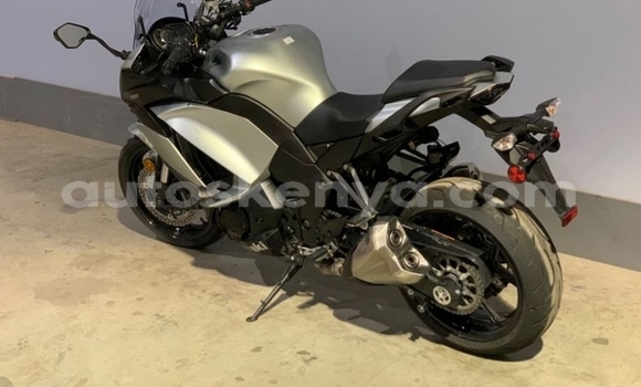Buy New Kawasaki Ninja Beige Bike in Bissil in Nairobi Buy New Kawasaki Ninja Beige Bike in Bissil in Nairobi