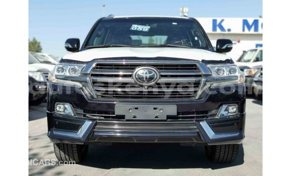 Nunua Imported Toyota Land Cruiser Nyeusi Gari ndani ya Import - Dubai nchini Kati Kenya Nunua Imported Toyota Land Cruiser Nyeusi Gari ndani ya Import - Dubai nchini Kati Kenya