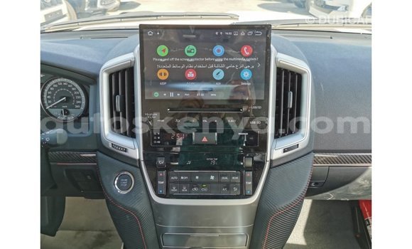 Nunua Imported Toyota Land Cruiser Nyeupe Gari ndani ya Import - Dubai nchini Kati Kenya Nunua Imported Toyota Land Cruiser Nyeupe Gari ndani ya Import - Dubai nchini Kati Kenya