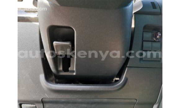 Imported Toyota Prado Black Makiinaa iti Import - Dubai keessatti Central Kenya keessatti Imported Toyota Prado Black Makiinaa iti Import - Dubai keessatti Central Kenya keessatti