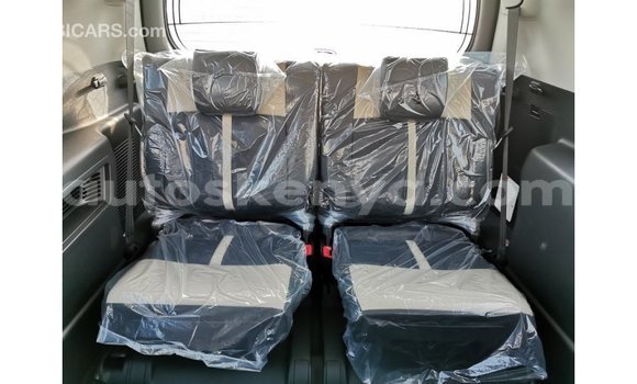 Imported Toyota Prado Black Makiinaa iti Import - Dubai keessatti Central Kenya keessatti Imported Toyota Prado Black Makiinaa iti Import - Dubai keessatti Central Kenya keessatti