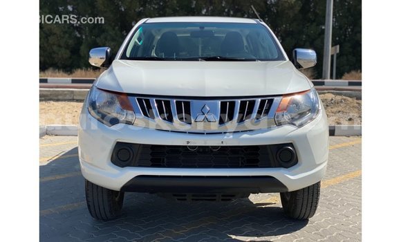Buy Import Mitsubishi L200 White Car in Import - Dubai in Central Kenya Buy Import Mitsubishi L200 White Car in Import - Dubai in Central Kenya
