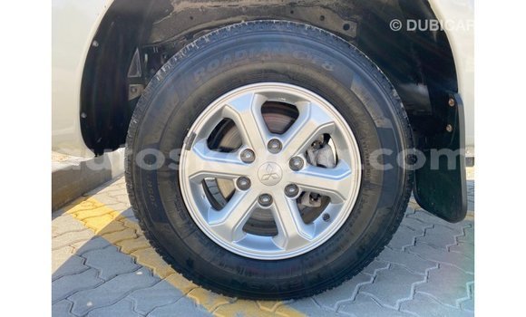Buy Import Mitsubishi L200 White Car in Import - Dubai in Central Kenya Buy Import Mitsubishi L200 White Car in Import - Dubai in Central Kenya