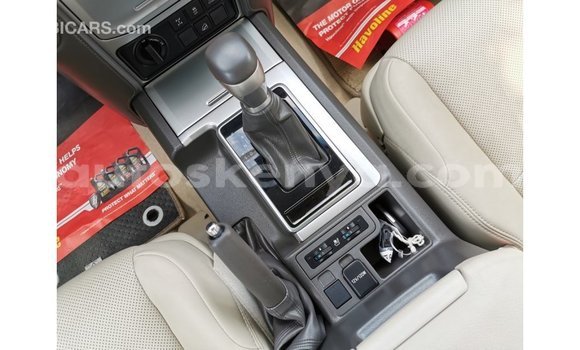 Nunua Imported Toyota Prado Nyeusi Gari ndani ya Import - Dubai nchini Kati Kenya Nunua Imported Toyota Prado Nyeusi Gari ndani ya Import - Dubai nchini Kati Kenya