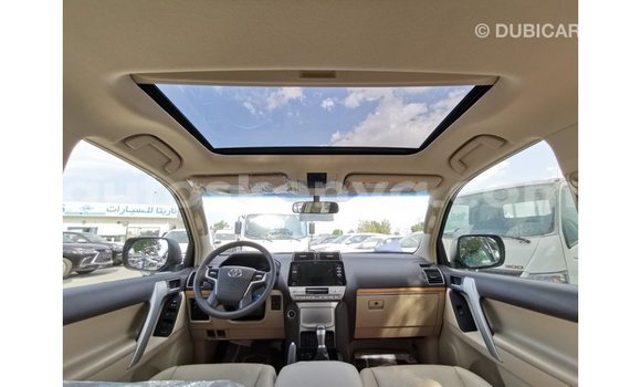 Nunua Imported Toyota Prado Nyeusi Gari ndani ya Import - Dubai nchini Kati Kenya Nunua Imported Toyota Prado Nyeusi Gari ndani ya Import - Dubai nchini Kati Kenya