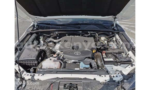 Nunua Imported Toyota Hilux Nyeupe Gari ndani ya Import - Dubai nchini Kati Kenya Nunua Imported Toyota Hilux Nyeupe Gari ndani ya Import - Dubai nchini Kati Kenya