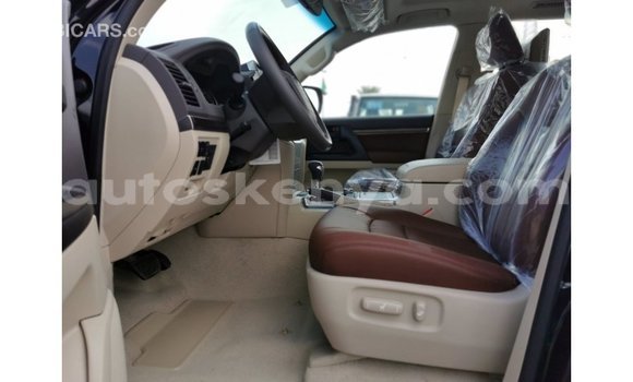 Nunua Imported Toyota Land Cruiser Nyeusi Gari ndani ya Import - Dubai nchini Kati Kenya Nunua Imported Toyota Land Cruiser Nyeusi Gari ndani ya Import - Dubai nchini Kati Kenya