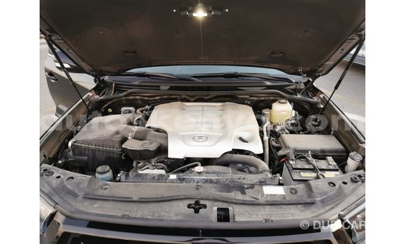 Buy Import Toyota Land Cruiser Black Car in Import - Dubai in Central Kenya Buy Import Toyota Land Cruiser Black Car in Import - Dubai in Central Kenya