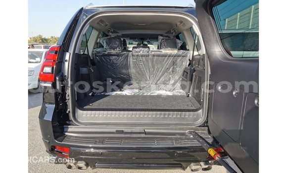 Nunua Imported Toyota Prado Nyeusi Gari ndani ya Import - Dubai nchini Kati Kenya Nunua Imported Toyota Prado Nyeusi Gari ndani ya Import - Dubai nchini Kati Kenya