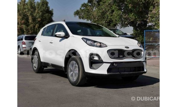Buy Import Kia Sportage White Car in Import - Dubai in Central Kenya Buy Import Kia Sportage White Car in Import - Dubai in Central Kenya