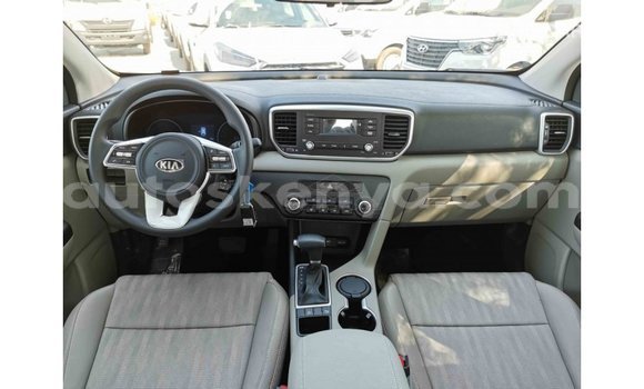 Buy Import Kia Sportage White Car in Import - Dubai in Central Kenya Buy Import Kia Sportage White Car in Import - Dubai in Central Kenya