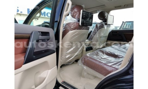 Nunua Imported Toyota Land Cruiser Nyeusi Gari ndani ya Import - Dubai nchini Kati Kenya Nunua Imported Toyota Land Cruiser Nyeusi Gari ndani ya Import - Dubai nchini Kati Kenya