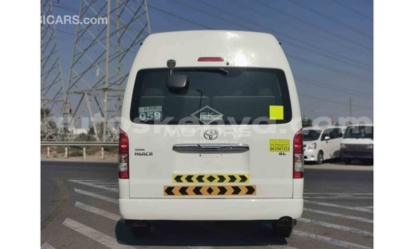 Nunua Imported Toyota Hiace Nyeupe Gari ndani ya Import - Dubai nchini Kati Kenya Nunua Imported Toyota Hiace Nyeupe Gari ndani ya Import - Dubai nchini Kati Kenya