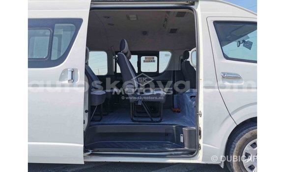 Nunua Imported Toyota Hiace Nyeupe Gari ndani ya Import - Dubai nchini Kati Kenya Nunua Imported Toyota Hiace Nyeupe Gari ndani ya Import - Dubai nchini Kati Kenya