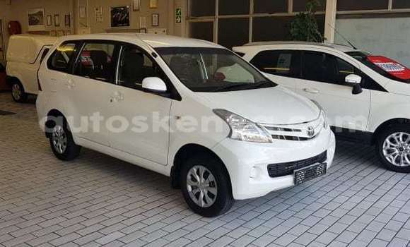 Buy Used Toyota Avanza White Car in Busia in West Kenya Buy Used Toyota Avanza White Car in Busia in West Kenya