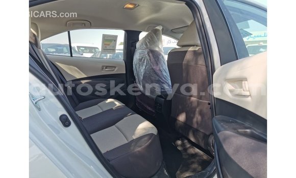 Nunua Imported Toyota Corolla Nyeupe Gari ndani ya Import - Dubai nchini Kati Kenya Nunua Imported Toyota Corolla Nyeupe Gari ndani ya Import - Dubai nchini Kati Kenya