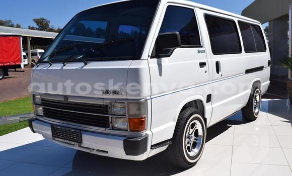 Buy Used Toyota Hiace White Car in Bissil in Nairobi Buy Used Toyota Hiace White Car in Bissil in Nairobi