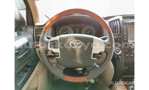 Buy Import Toyota Land Cruiser Black Car in Import - Dubai in Central Kenya Buy Import Toyota Land Cruiser Black Car in Import - Dubai in Central Kenya
