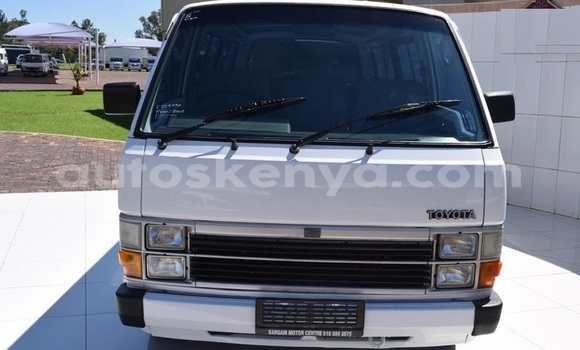 Buy Used Toyota Hiace White Car in Bissil in Nairobi Buy Used Toyota Hiace White Car in Bissil in Nairobi
