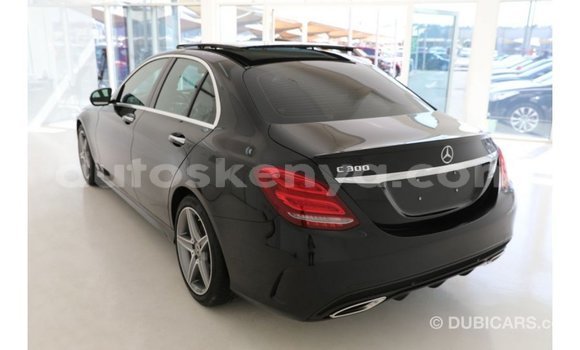 Imported Mercedes‒Benz 1117 Black Netiree iti Import - Dubai keessatti Central Kenya keessatti Imported Mercedes‒Benz 1117 Black Netiree iti Import - Dubai keessatti Central Kenya keessatti
