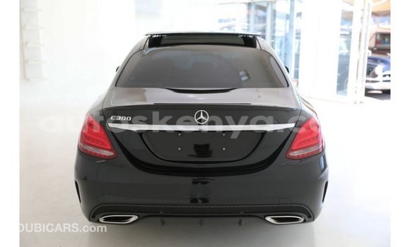 Imported Mercedes‒Benz 1117 Black Netiree iti Import - Dubai keessatti Central Kenya keessatti Imported Mercedes‒Benz 1117 Black Netiree iti Import - Dubai keessatti Central Kenya keessatti