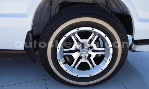 Buy Used Toyota Hiace White Car in Bissil in Nairobi Buy Used Toyota Hiace White Car in Bissil in Nairobi