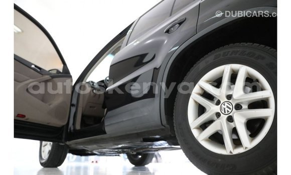 Nunua Imported Volkswagen Tiguan Nyeusi Gari ndani ya Import - Dubai nchini Kati Kenya Nunua Imported Volkswagen Tiguan Nyeusi Gari ndani ya Import - Dubai nchini Kati Kenya