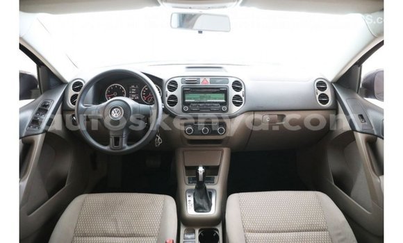 Nunua Imported Volkswagen Tiguan Nyeusi Gari ndani ya Import - Dubai nchini Kati Kenya Nunua Imported Volkswagen Tiguan Nyeusi Gari ndani ya Import - Dubai nchini Kati Kenya